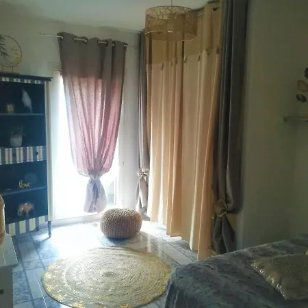 Bed & Breakfast Au Monde De Maelle